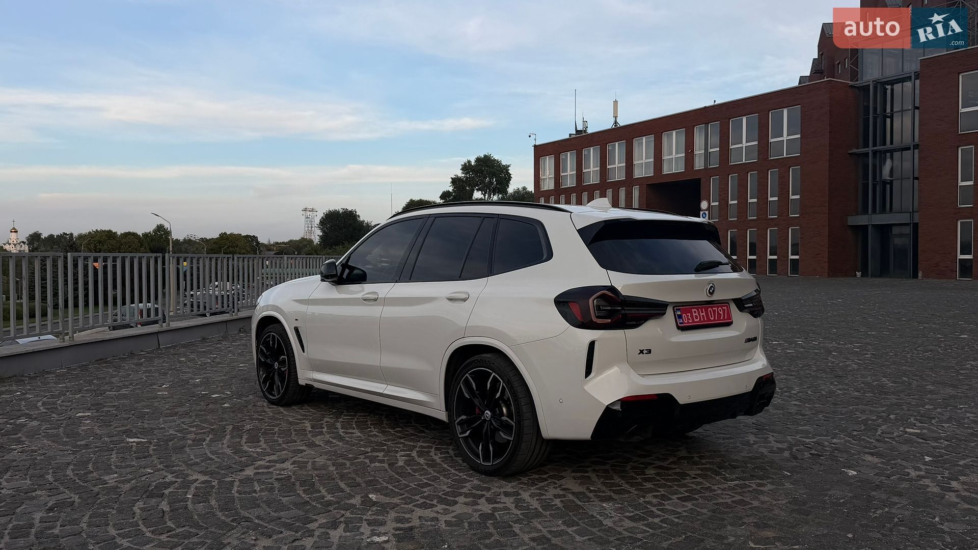 BMW X3 2023 VIN 5UX83DP00P9S39432 фото оголошення 3 з 23