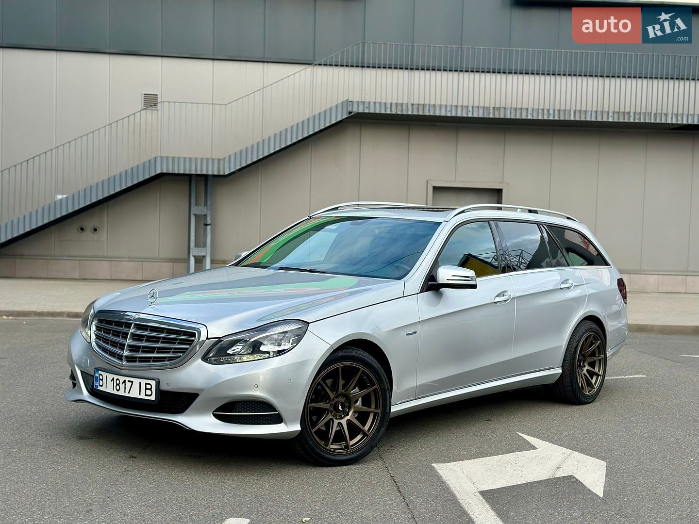 Mercedes-Benz E-Class 2015 VIN WDD2122011B140075 фото оголошення 18 з 46