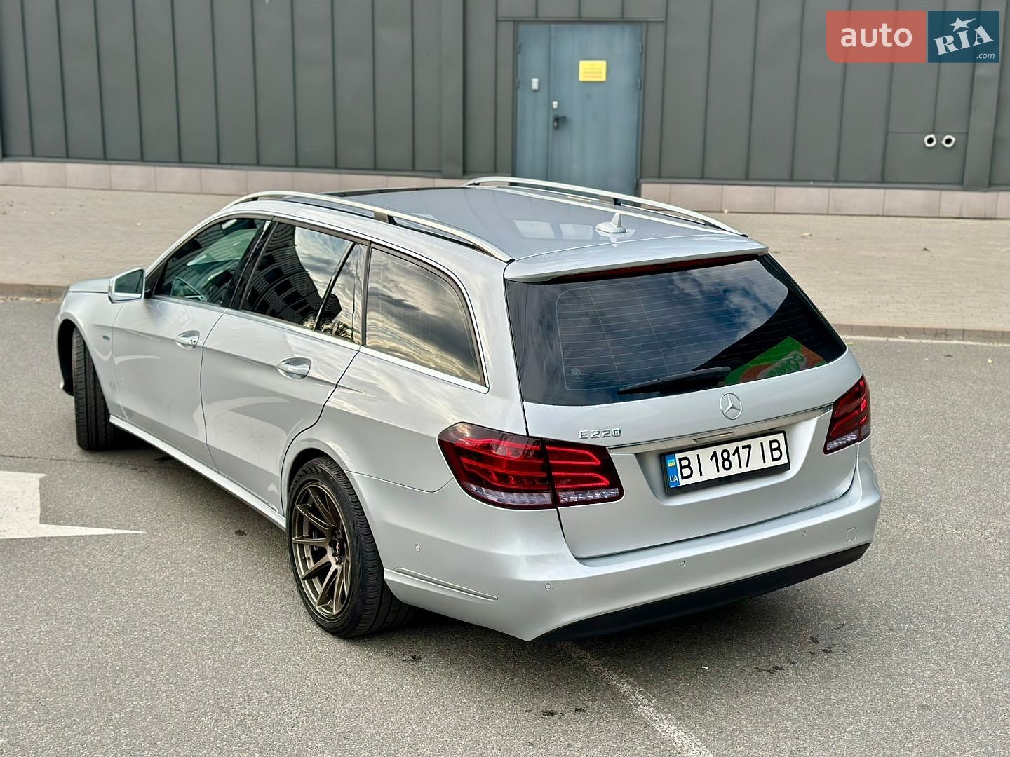 Mercedes-Benz E-Class 2015 VIN WDD2122011B140075 фото оголошення 22 з 46