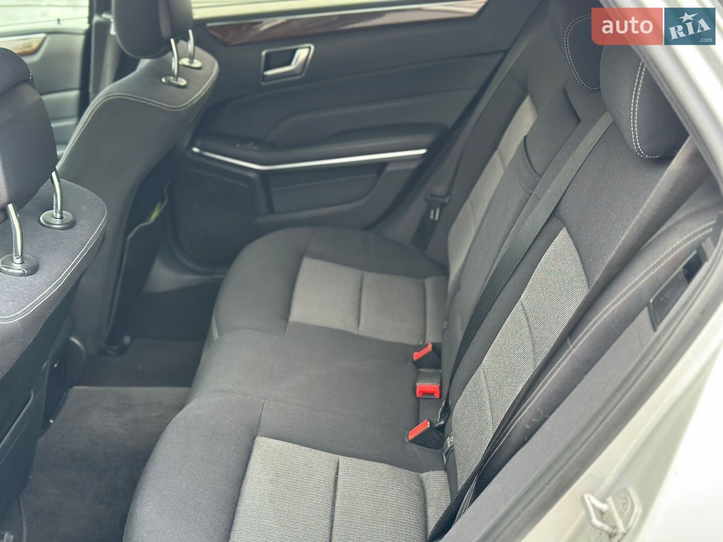 Mercedes-Benz E-Class 2015 VIN WDD2122011B140075 фото оголошення 26 з 46