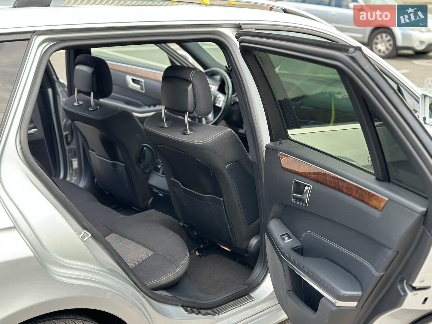Mercedes-Benz E-Class 2015 VIN WDD2122011B140075 фото оголошення 36 з 46
