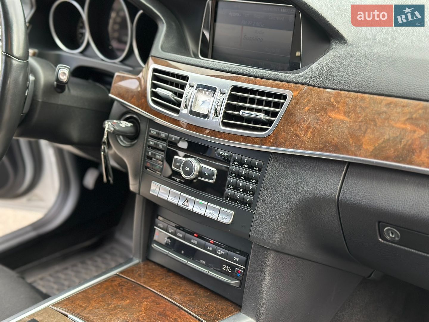 Mercedes-Benz E-Class 2015 VIN WDD2122011B140075 фото оголошення 39 з 46