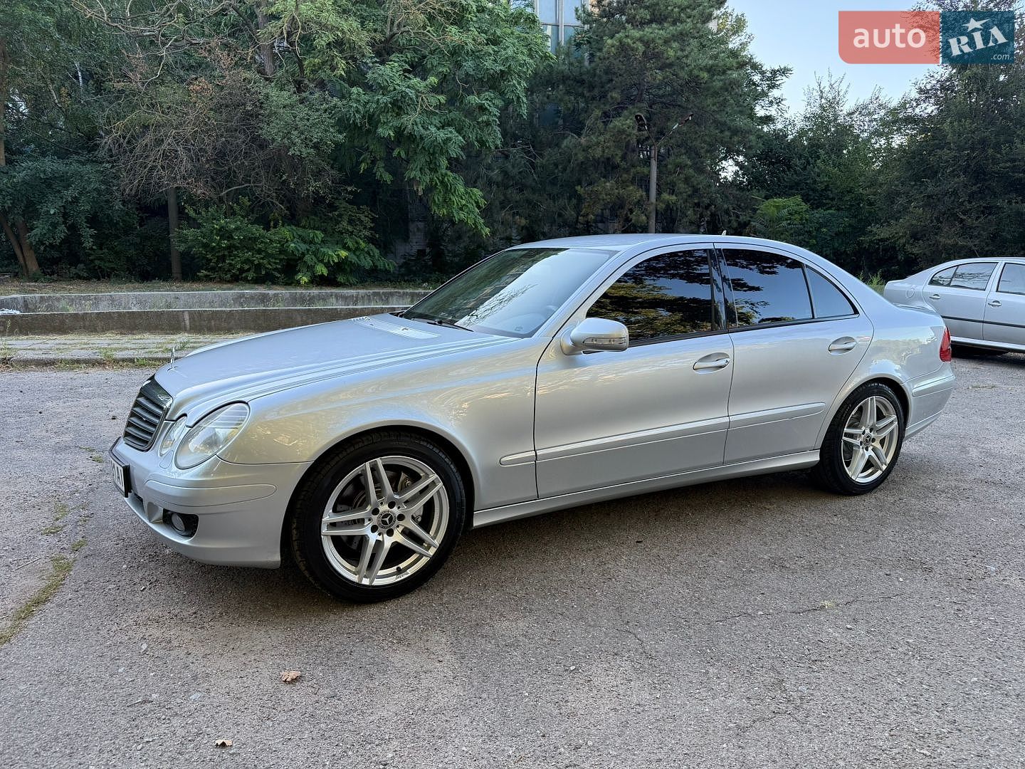 Mercedes-Benz E-Class 2006 VIN WDB2110411B042041 фото оголошення 3 з 75