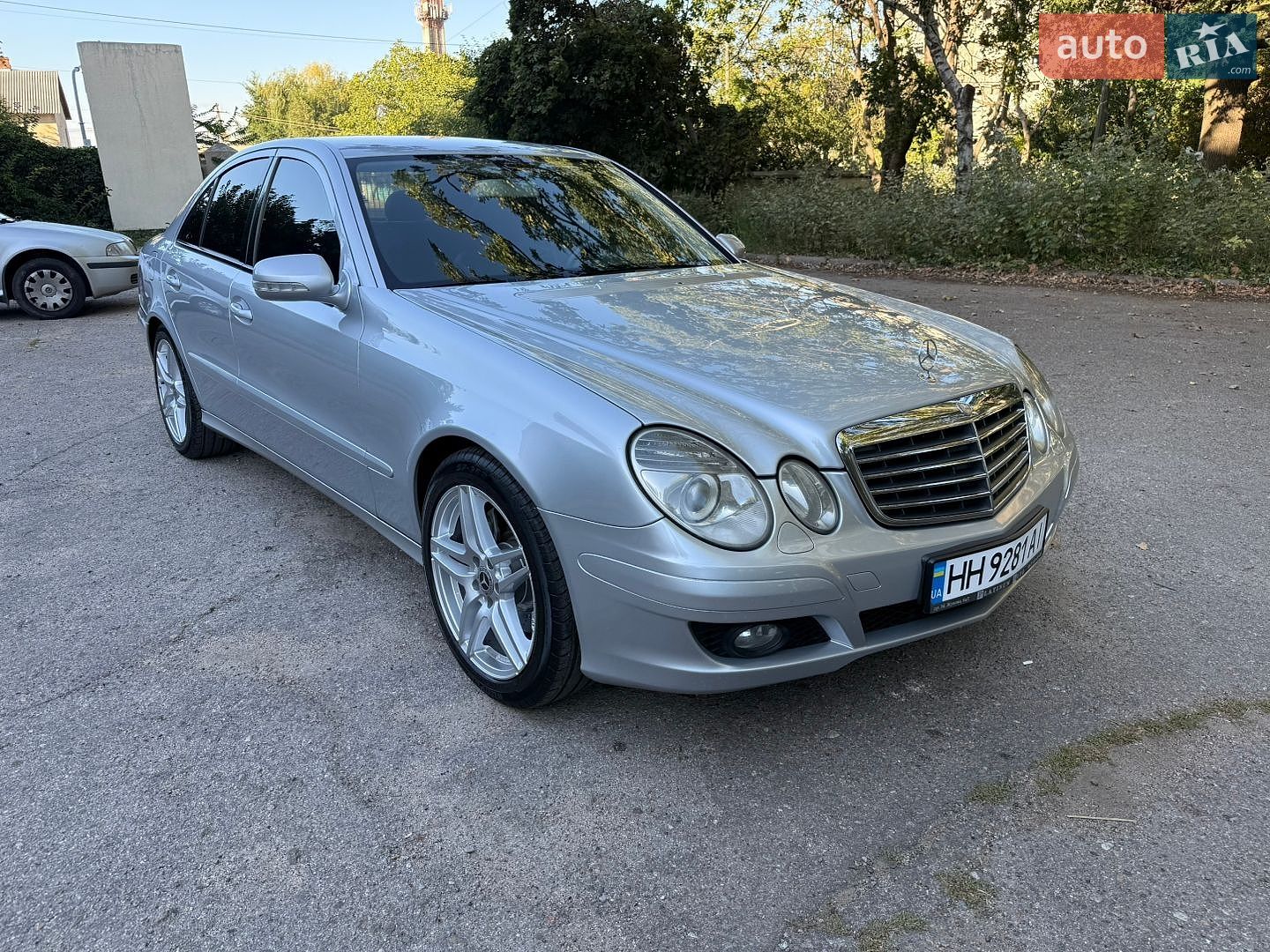 Mercedes-Benz E-Class 2006 VIN WDB2110411B042041 фото оголошення 12 з 75