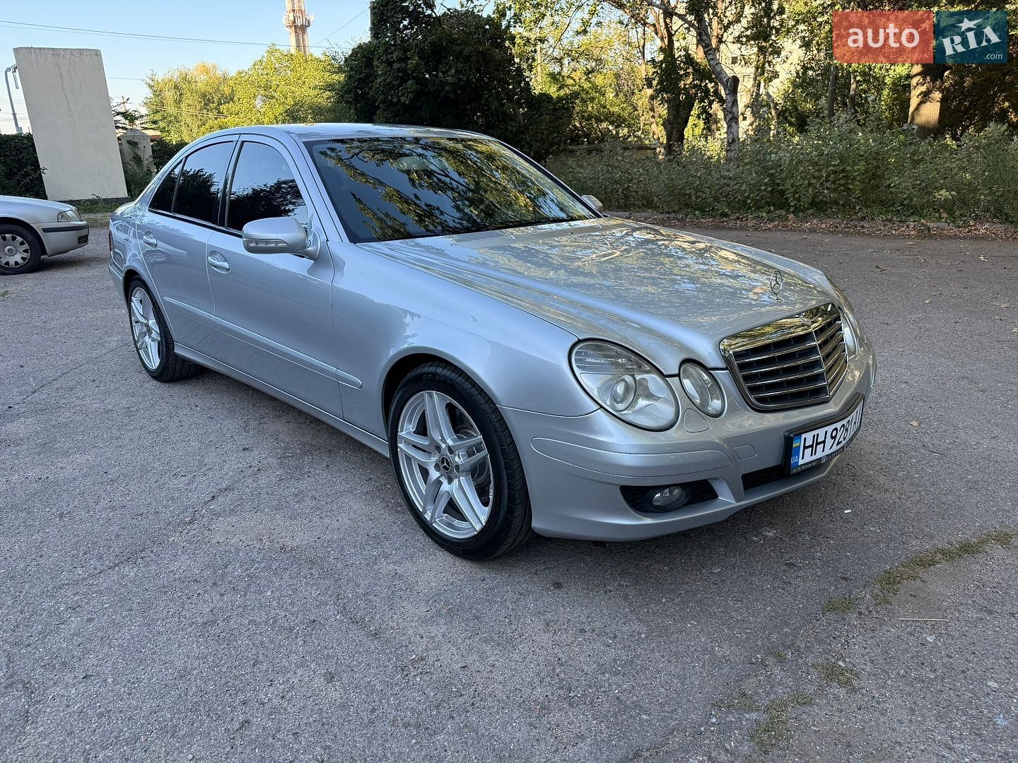 Mercedes-Benz E-Class 2006 VIN WDB2110411B042041 фото оголошення 11 з 75