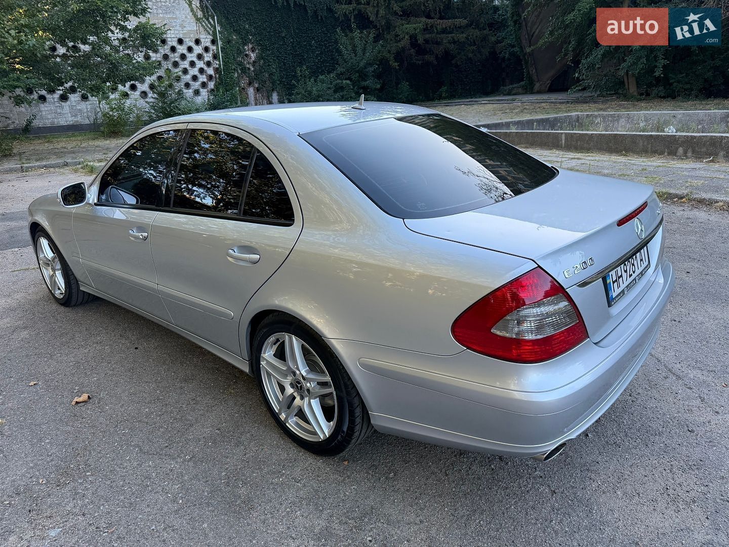 Mercedes-Benz E-Class 2006 VIN WDB2110411B042041 фото оголошення 29 з 75