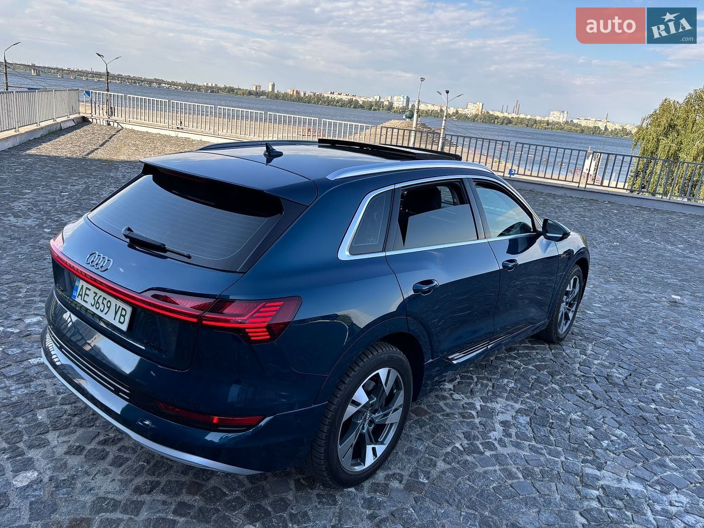 Audi e-tron 2019 VIN WAUZZZGE5LB016512 фото оголошення 113 з 130