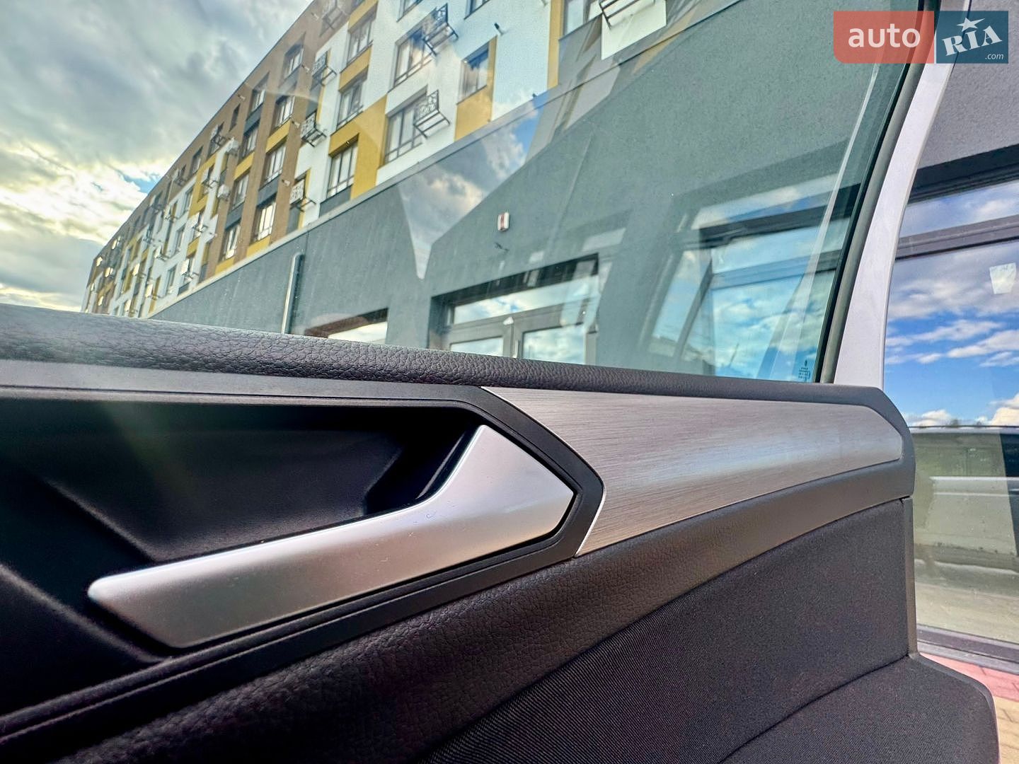 Volkswagen Touran 2022 VIN WVGZZZ1TZNW012111 фото оголошення 27 з 94