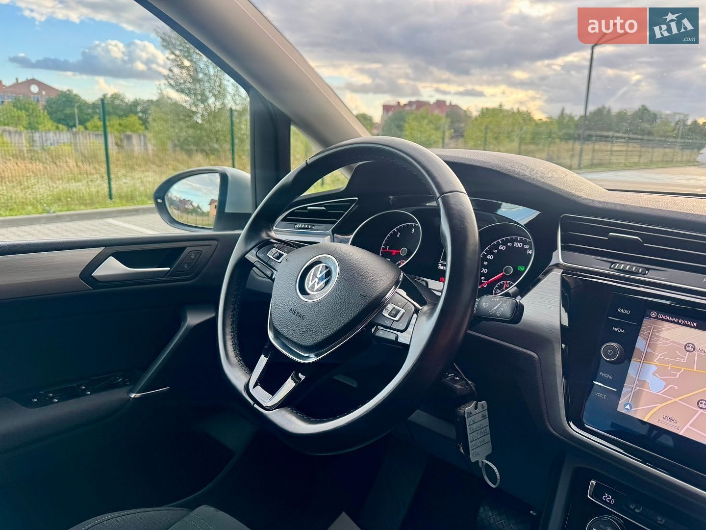 Volkswagen Touran 2022 VIN WVGZZZ1TZNW012111 фото оголошення 38 з 94
