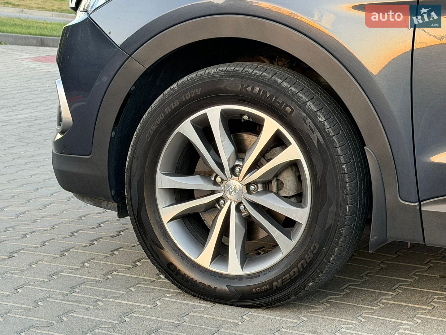 Hyundai Santa FE 2016 VIN KMHSW81UBGU629726 фото оголошення 13 з 32
