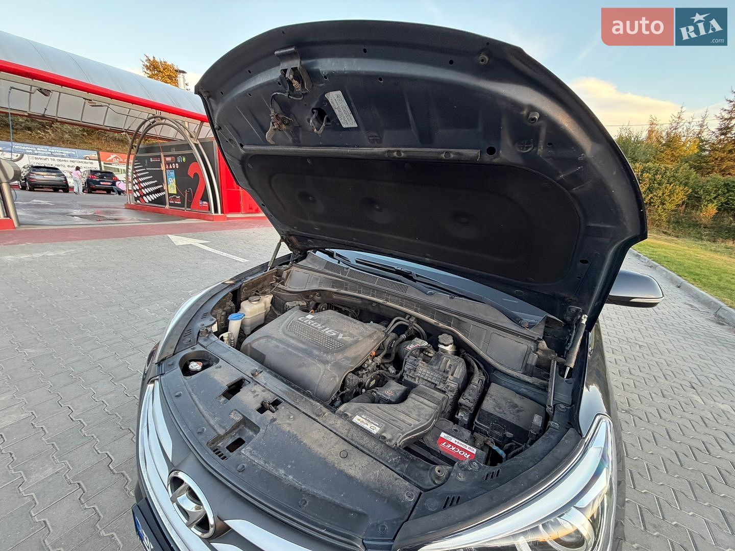 Hyundai Santa FE 2016 VIN KMHSW81UBGU629726 фото оголошення 16 з 32