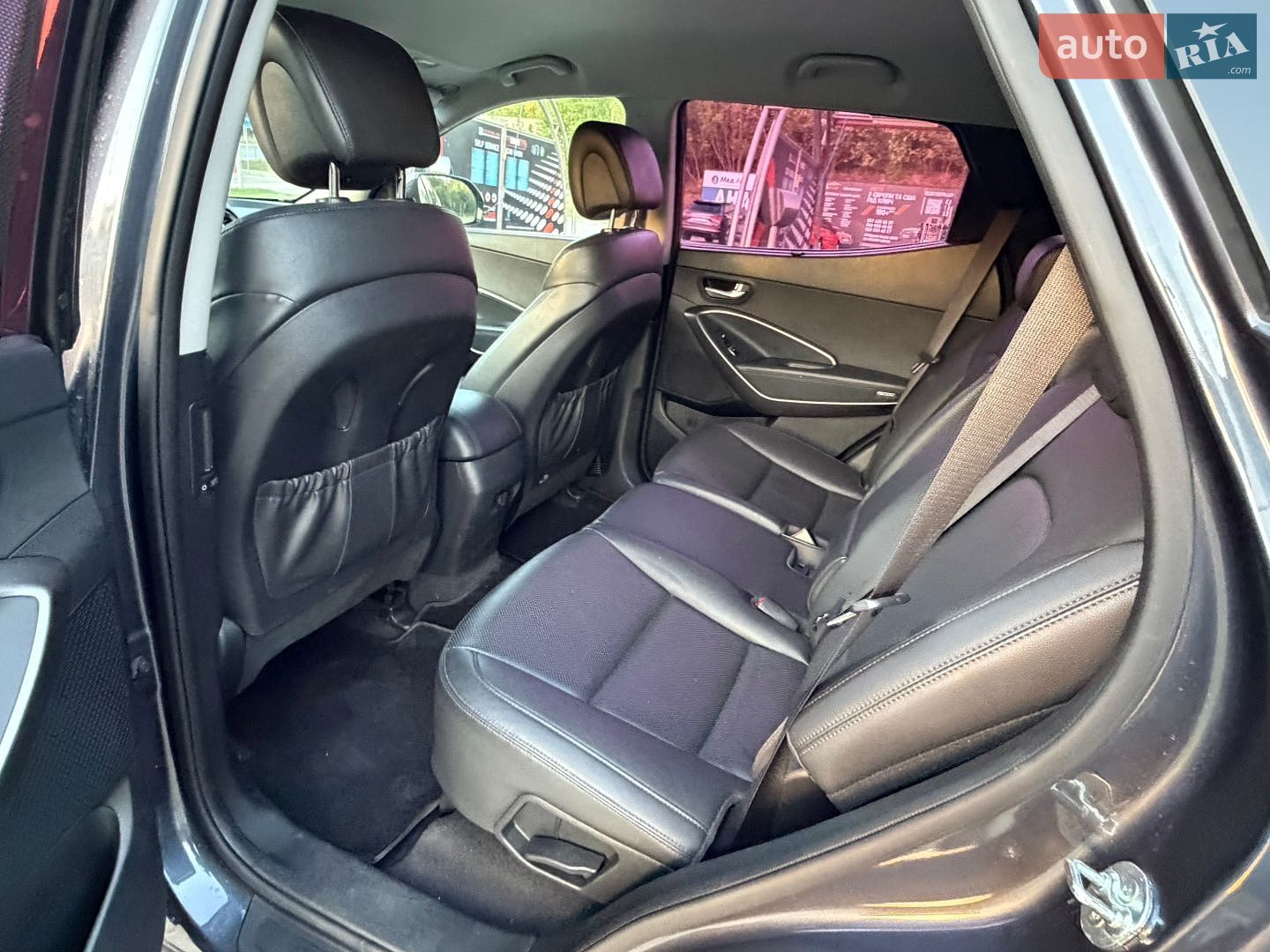 Hyundai Santa FE 2016 VIN KMHSW81UBGU629726 фото оголошення 20 з 32