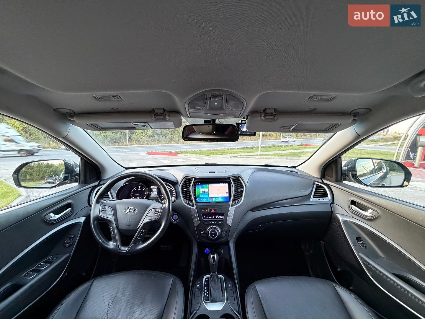 Hyundai Santa FE 2016 VIN KMHSW81UBGU629726 фото оголошення 4 з 32