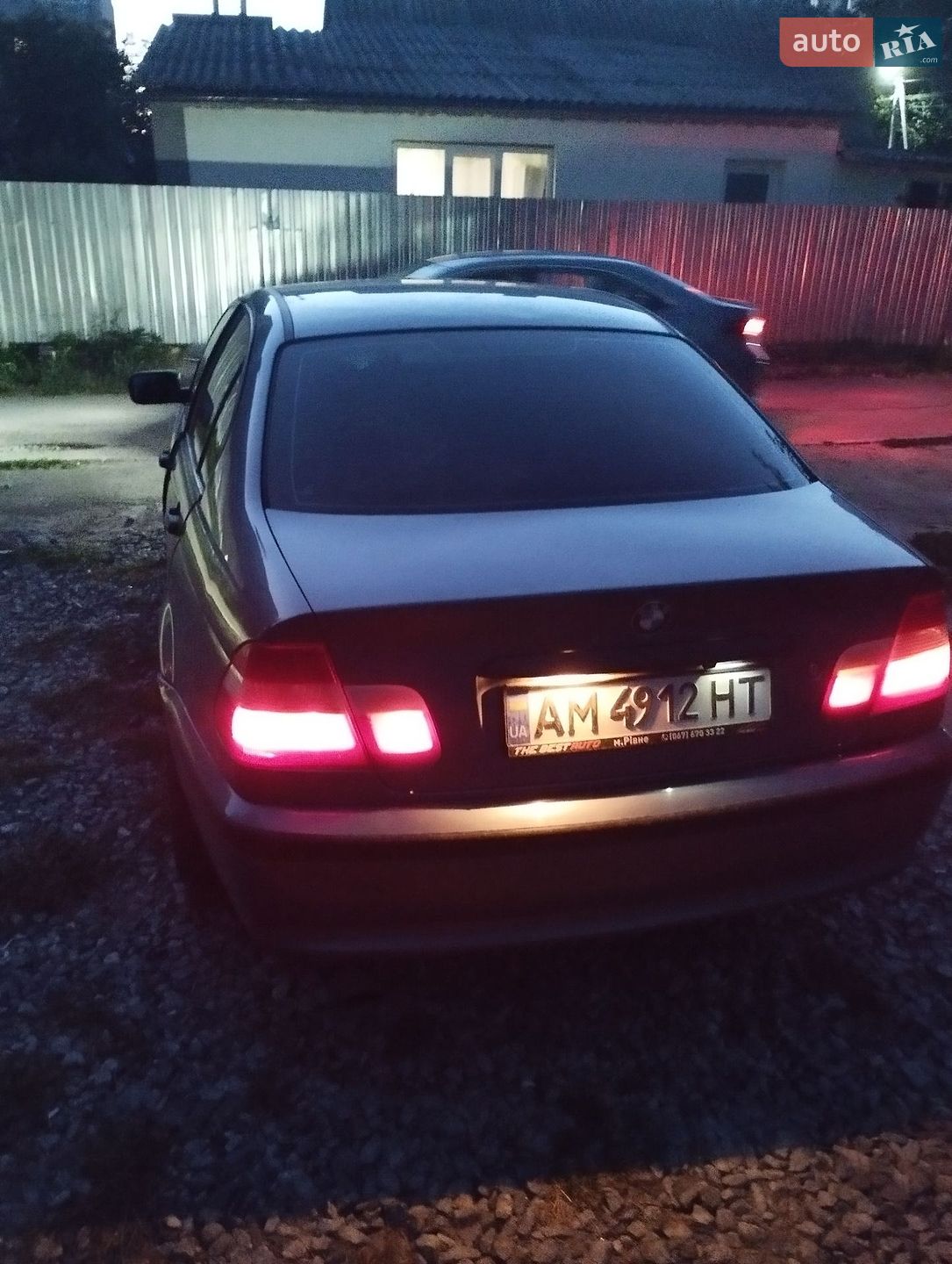 BMW 3 Series 2003 VIN WBAAY31090KP14420 фото оголошення 3 з 12