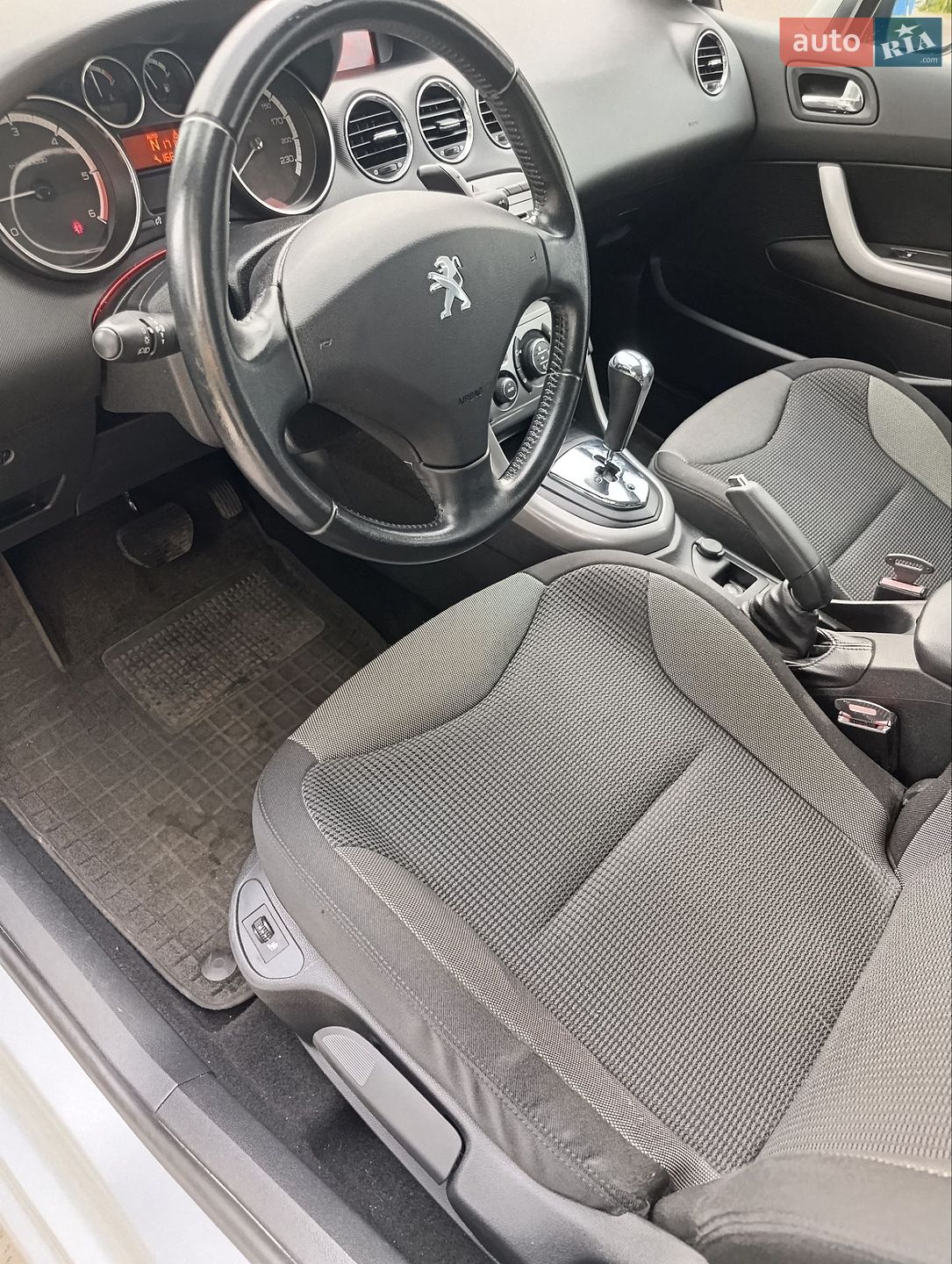 Peugeot 308 2012 VIN VF34C9HR8CS169064 фото оголошення 20 з 28