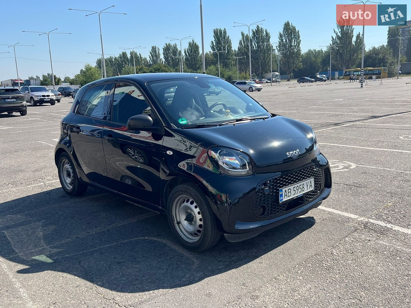 Smart EQ Forfour 2021 VIN W1A4530911Y253917 фото оголошення 2 з 18