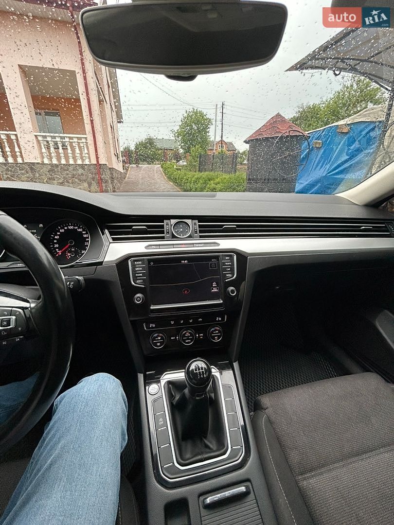 Volkswagen Passat 2015 VIN WVWZZZ3CZGE024869 фото оголошення 21 з 68