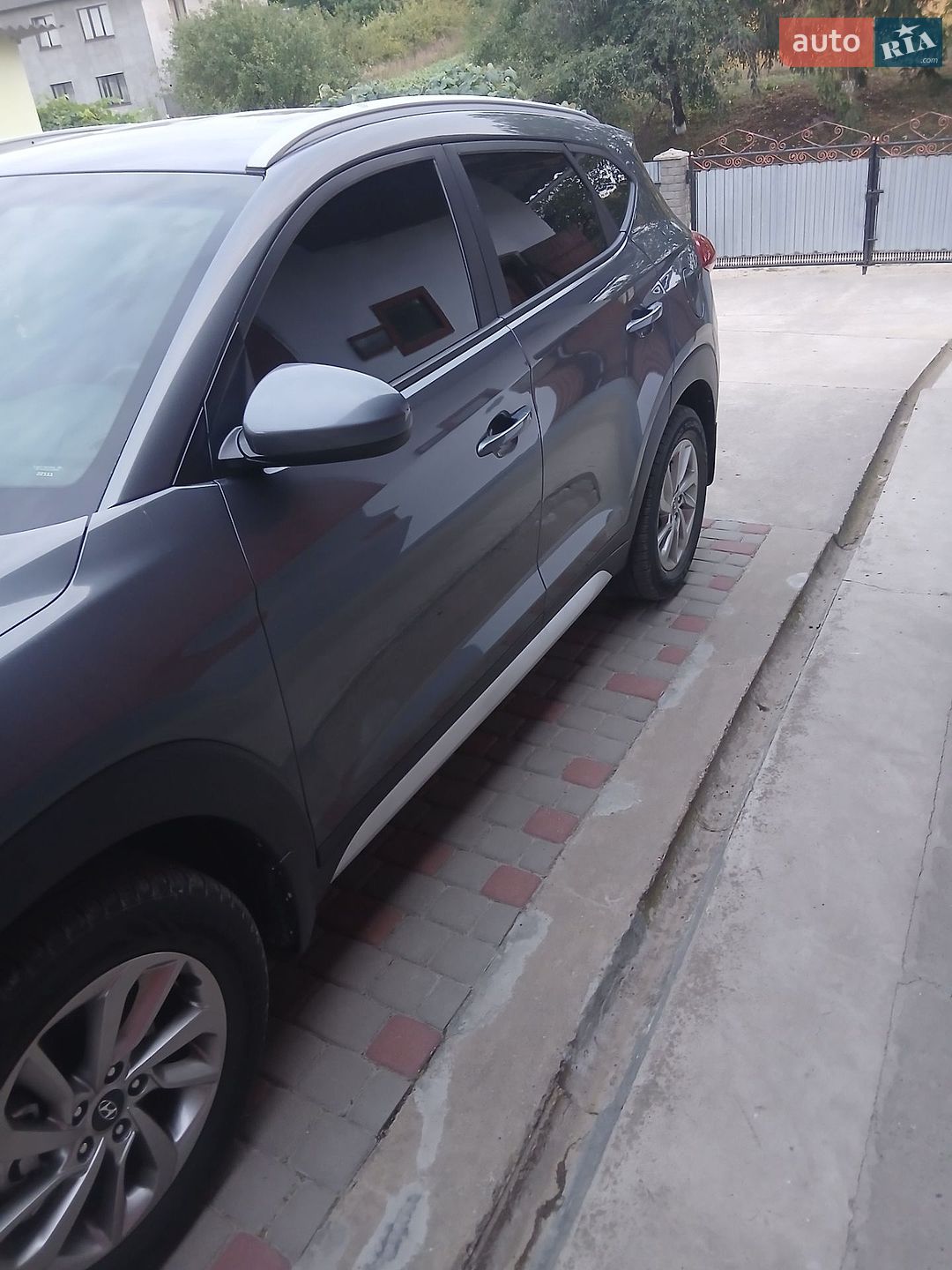 Hyundai Tucson 2018 VIN KM8J33A45JU677825 фото оголошення 12 з 15
