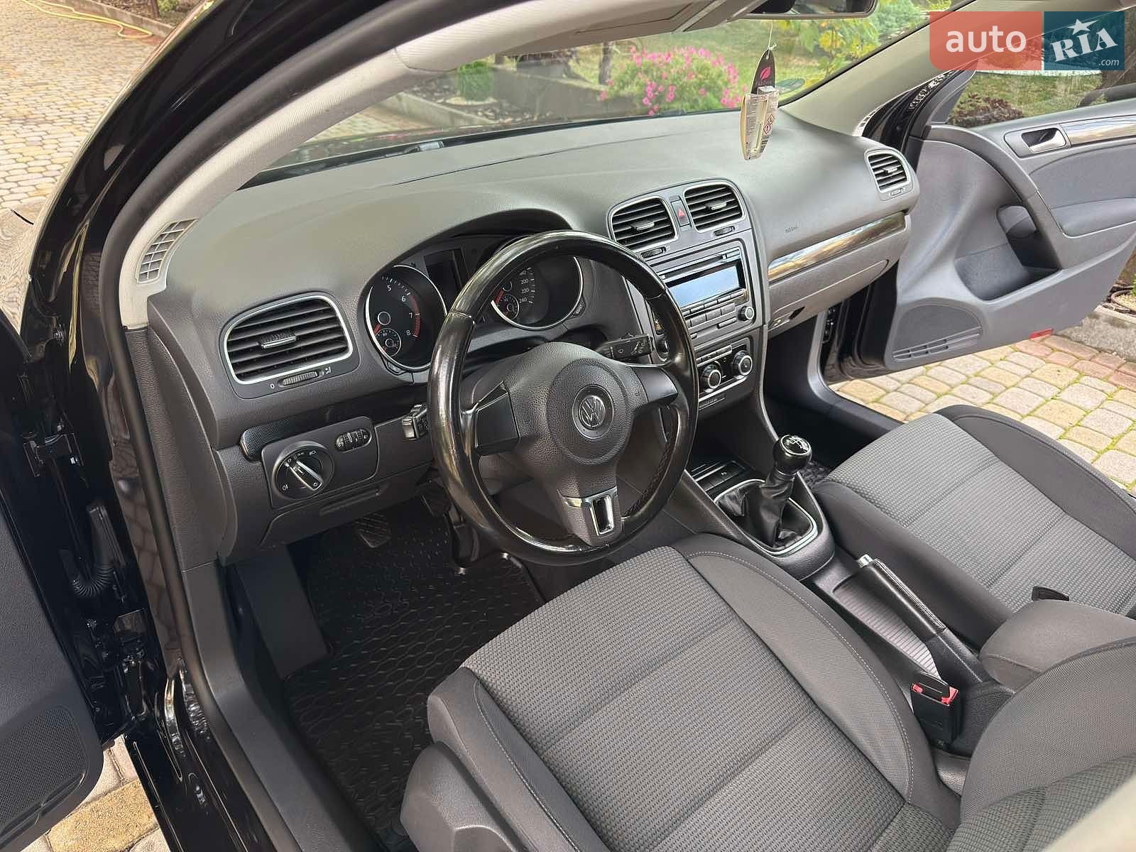 Volkswagen Golf 2010 VIN WVWZZZ1KZBP025518 фото оголошення 43 з 50
