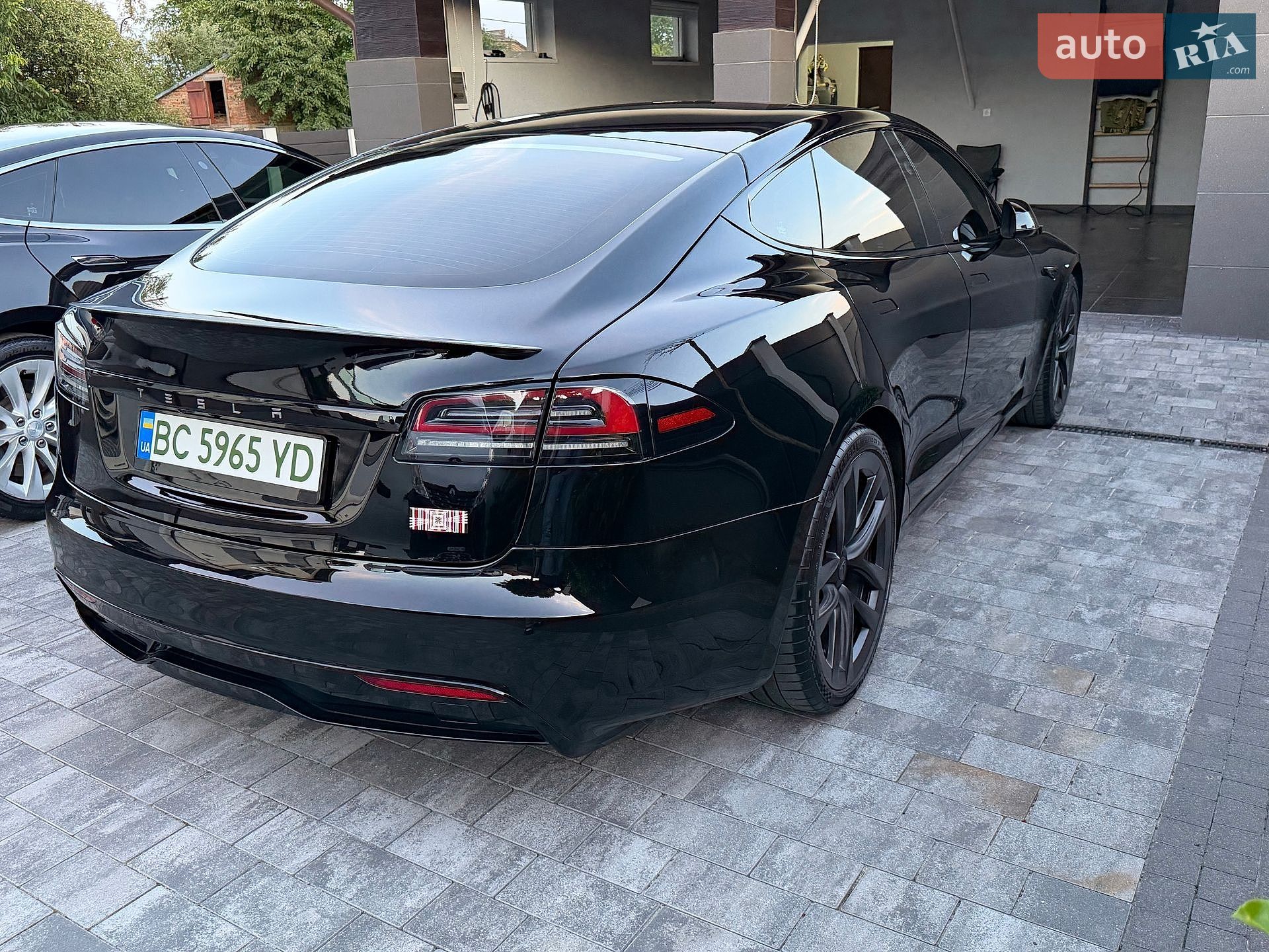 Tesla Model S 2023 VIN 5YJSA1E60PF516234 фото оголошення 38 з 43