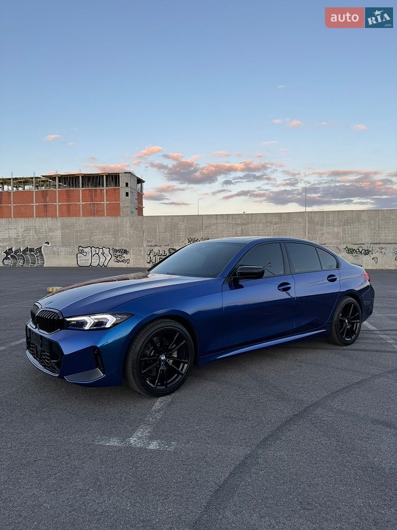 BMW 3 Series 2019 VIN WBA5R1C59KAK11443 фото оголошення 3 з 33