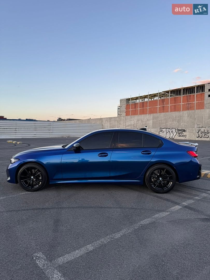 BMW 3 Series 2019 VIN WBA5R1C59KAK11443 фото оголошення 4 з 33