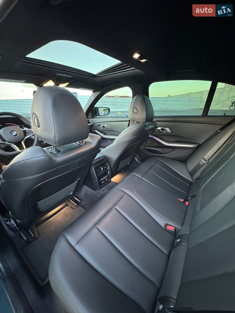 BMW 3 Series 2019 VIN WBA5R1C59KAK11443 фото оголошення 22 з 33