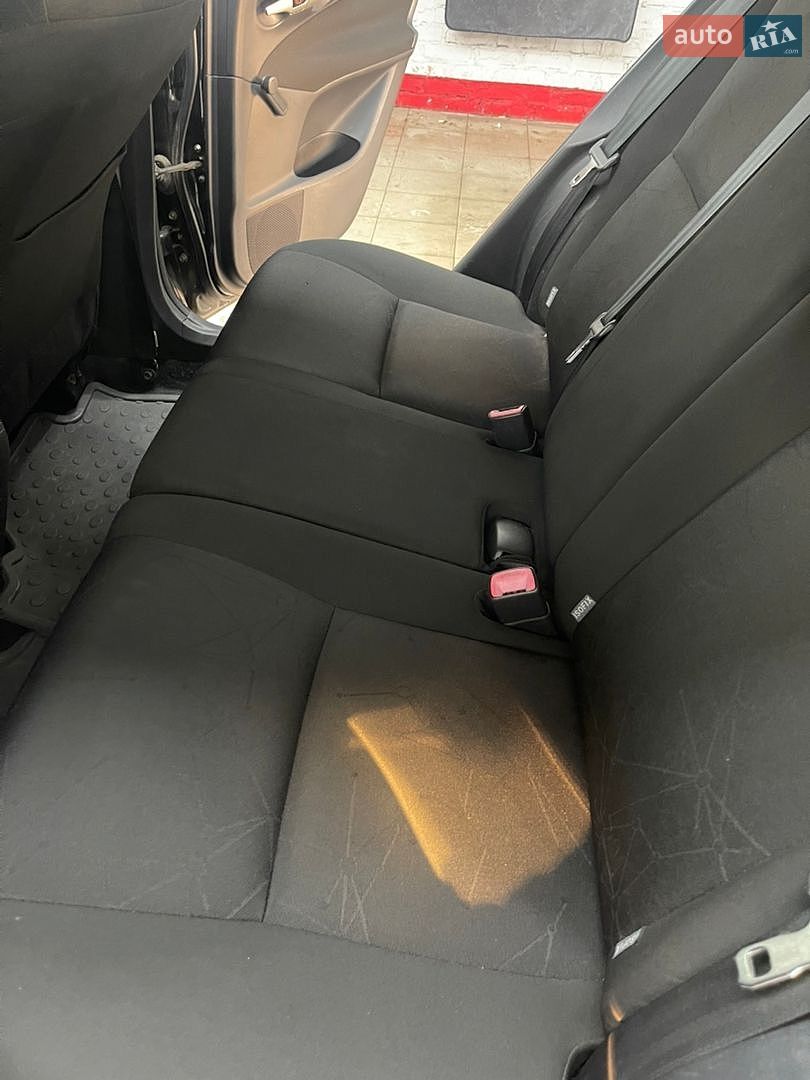Toyota Auris 2008 VIN NMTKV58E70R030230 фото оголошення 14 з 19
