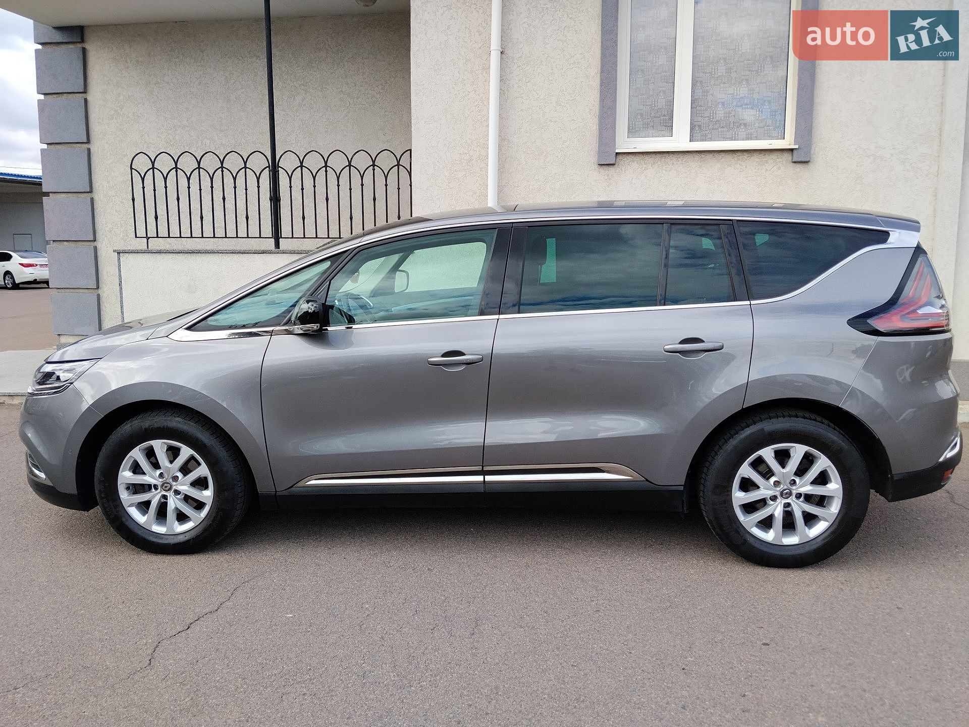 Renault Espace 2016 VIN VF1RFC00954033715 фото оголошення 35 з 53