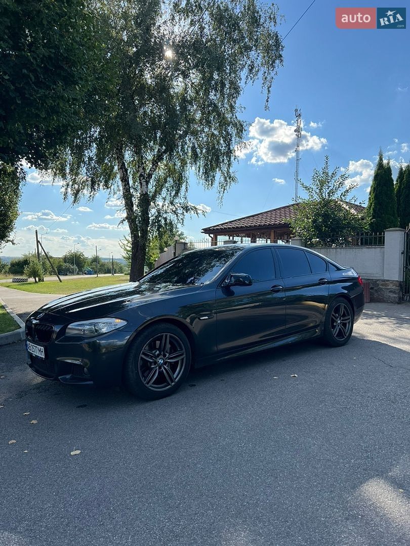 BMW 5 Series 2012 VIN WBAXA11080DX23018 фото оголошення 2 з 23