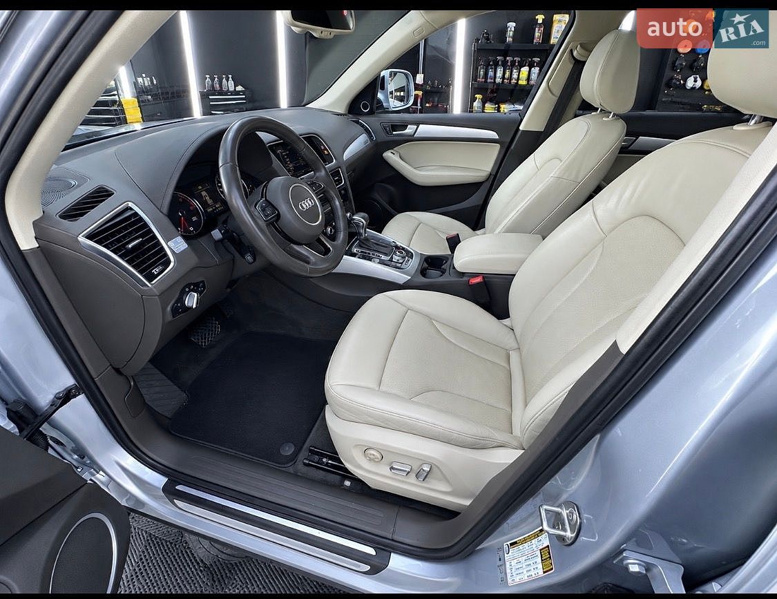 Audi Q5 2015 VIN WA1VMBFP1FA111714 фото оголошення 5 з 48