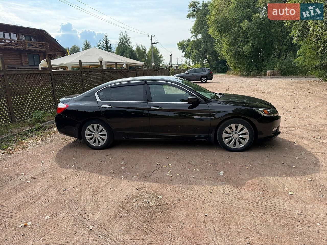 Honda Accord 2015 VIN 1HGCR2F32FA193854 фото оголошення 4 з 13