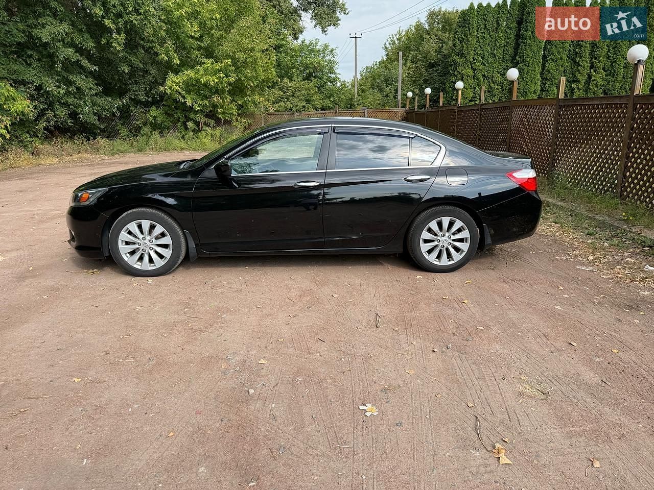 Honda Accord 2015 VIN 1HGCR2F32FA193854 фото оголошення 8 з 13
