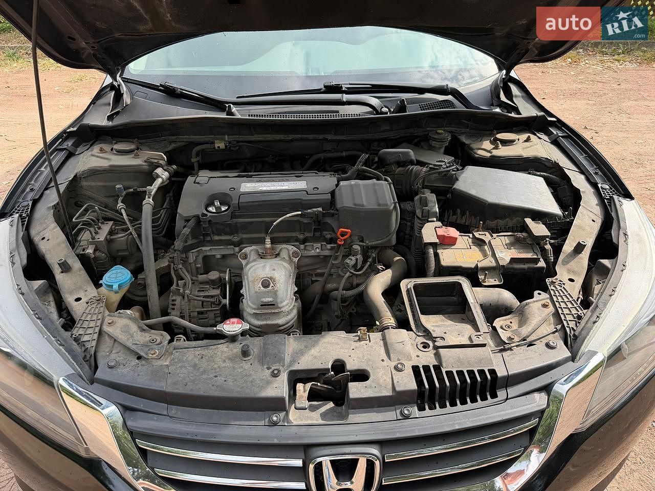 Honda Accord 2015 VIN 1HGCR2F32FA193854 фото оголошення 11 з 13