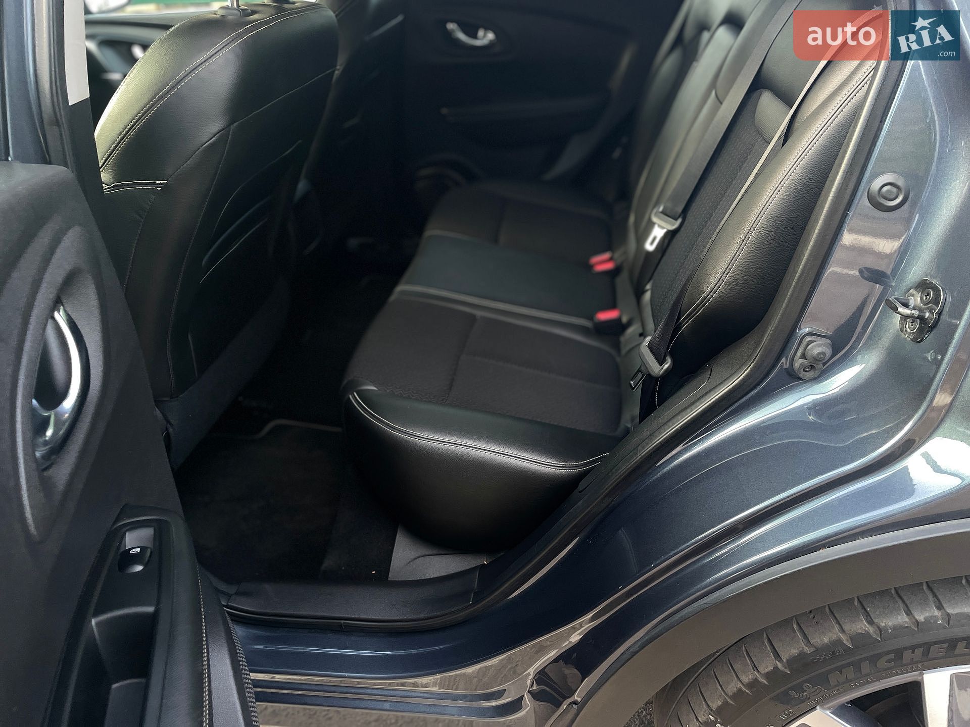 Renault Kadjar 2016 VIN VF1RFE00755089979 фото оголошення 18 з 24