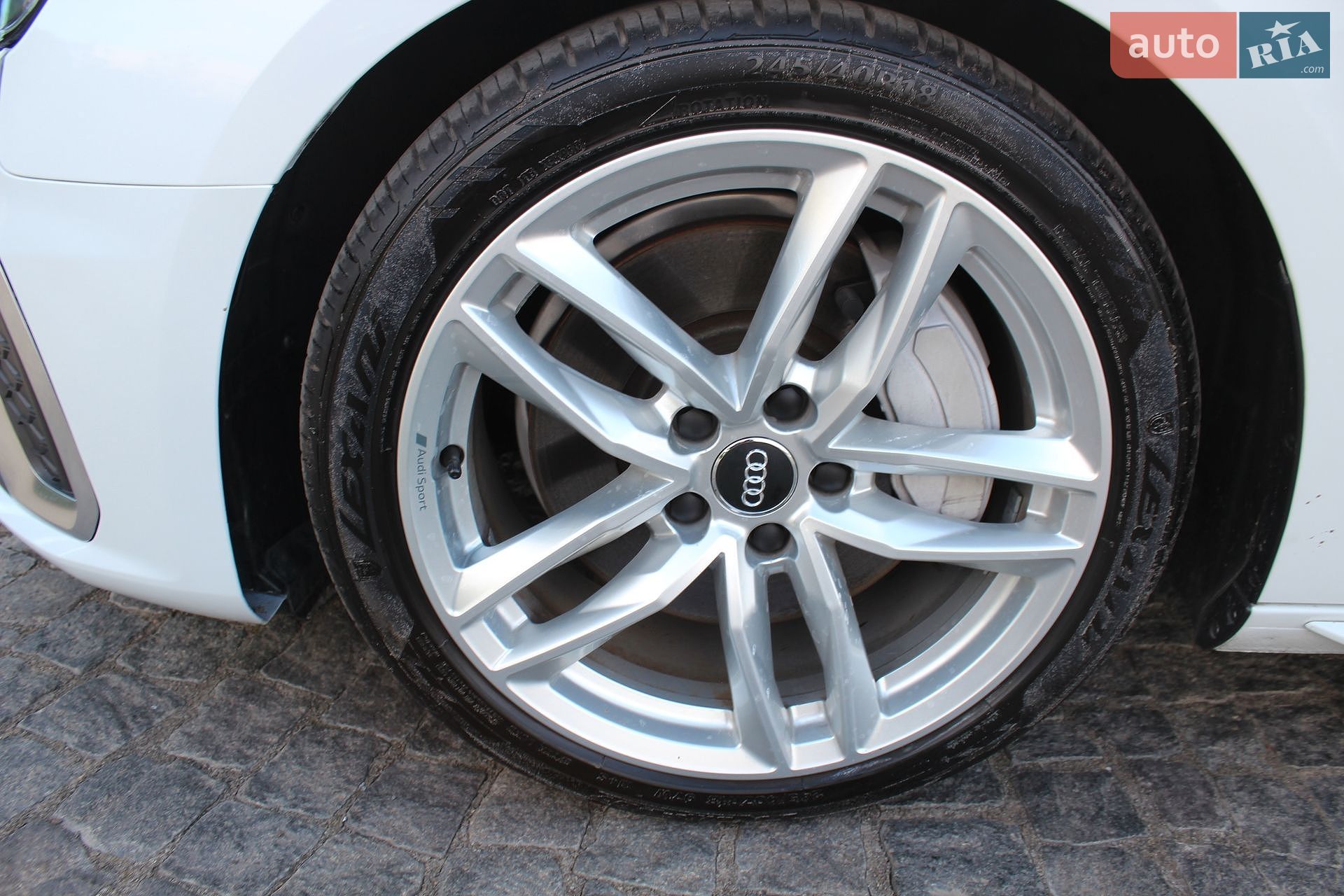 Audi A4 2021 VIN WAUEAAF49MN006212 фото оголошення 18 з 44