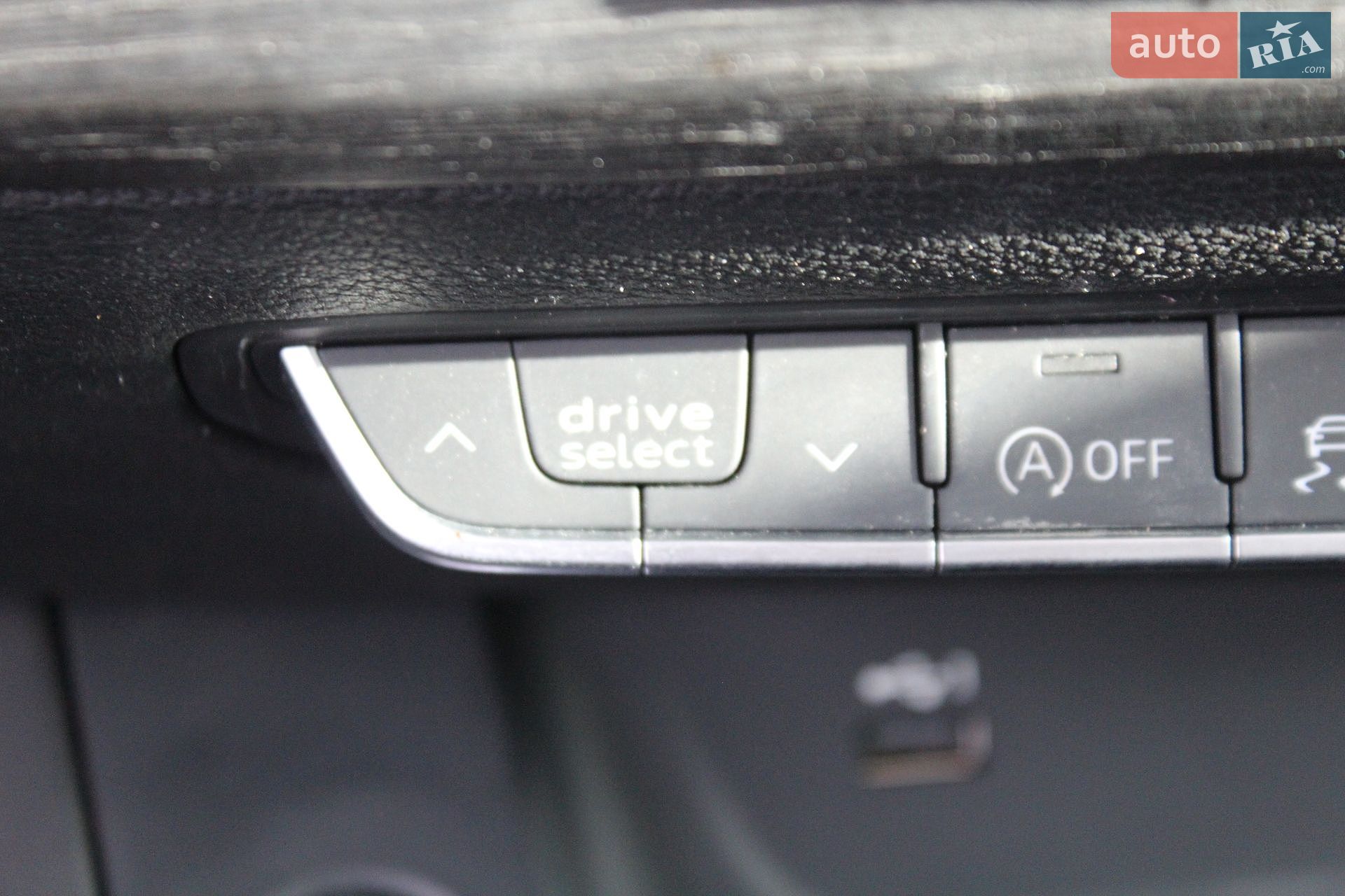 Audi A4 2021 VIN WAUEAAF49MN006212 фото оголошення 36 з 44