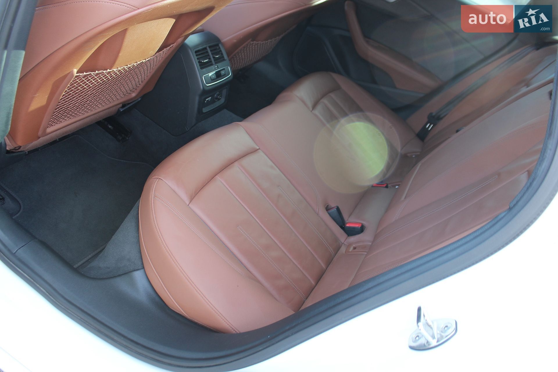 Audi A4 2021 VIN WAUEAAF49MN006212 фото оголошення 38 з 44