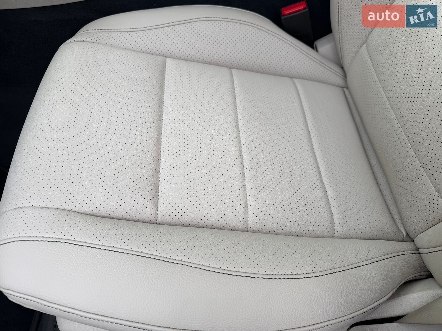 Mercedes-Benz GLE-Class 2019 VIN 4JGFB4KB4LA046998 фото оголошення 40 з 46