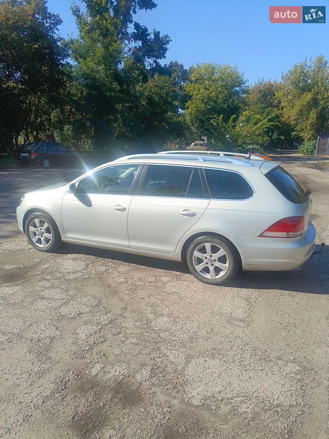 Volkswagen Golf 2010 VIN WVWZZZ1KZBM641136 фото оголошення 9 з 17