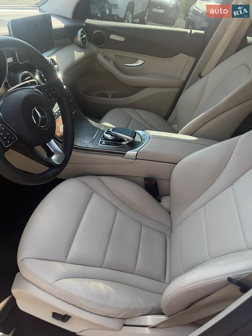 Mercedes-Benz GLC-Class 2018 VIN WDC2533051F506026 фото оголошення 23 з 24