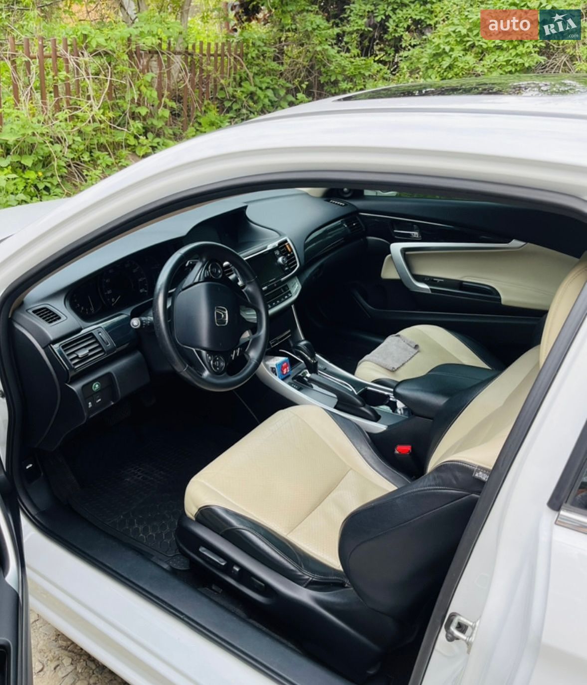 Honda Accord 2015 VIN 1HGCT1B81FA015253 фото оголошення 4 з 6