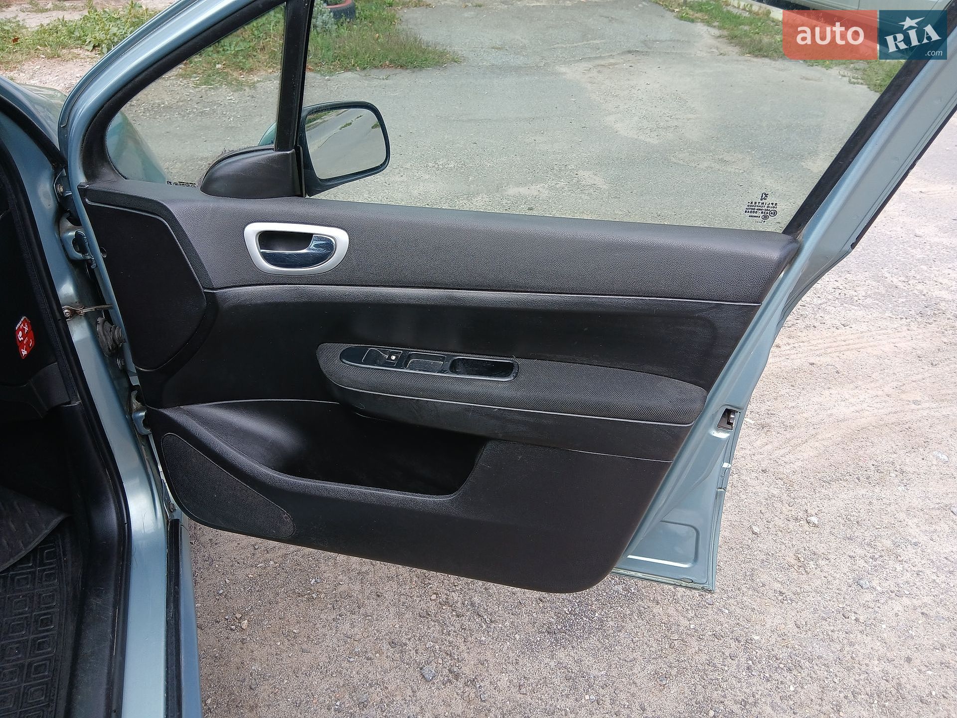 Peugeot 307 2007 VIN VF33HRFJC84873197 фото оголошення 2 з 26