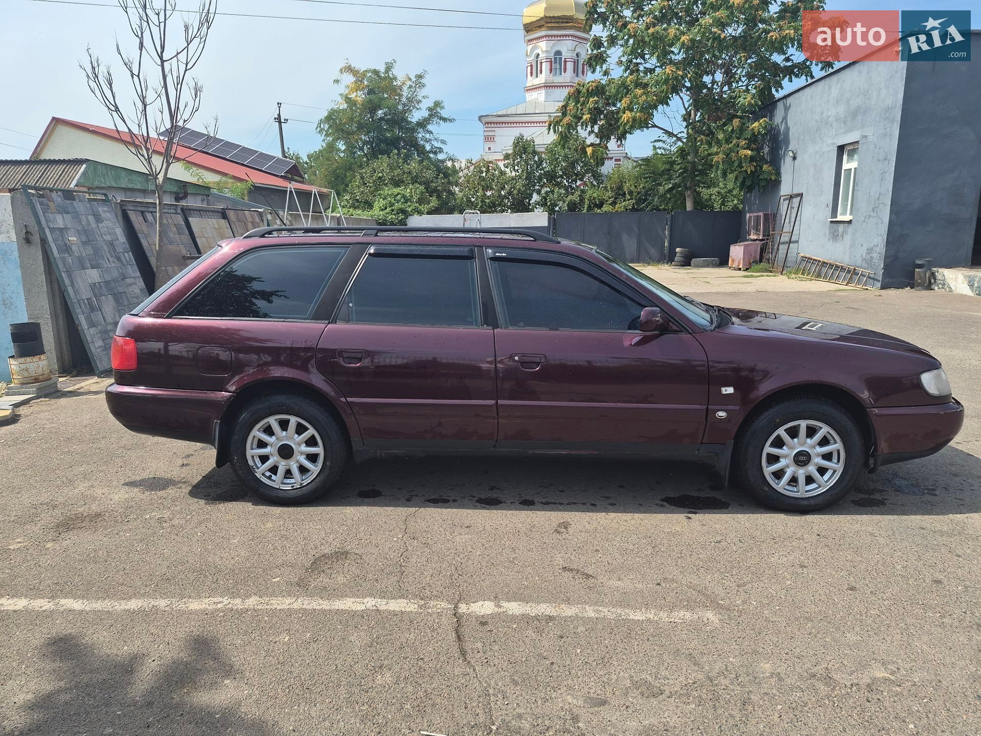 Audi 100 1993 VIN WAUZZZ4AZRN027272 фото оголошення 5 з 17