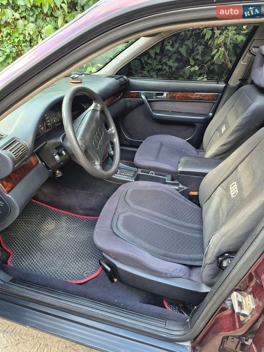 Audi 100 1993 VIN WAUZZZ4AZRN027272 фото оголошення 9 з 17