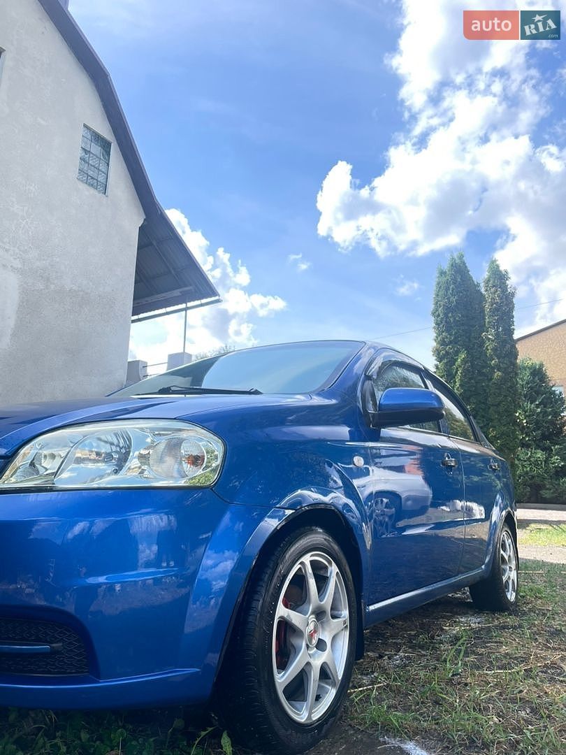 Chevrolet Aveo 2008 VIN Y6DSF69YE8W007449 фото оголошення 2 з 19
