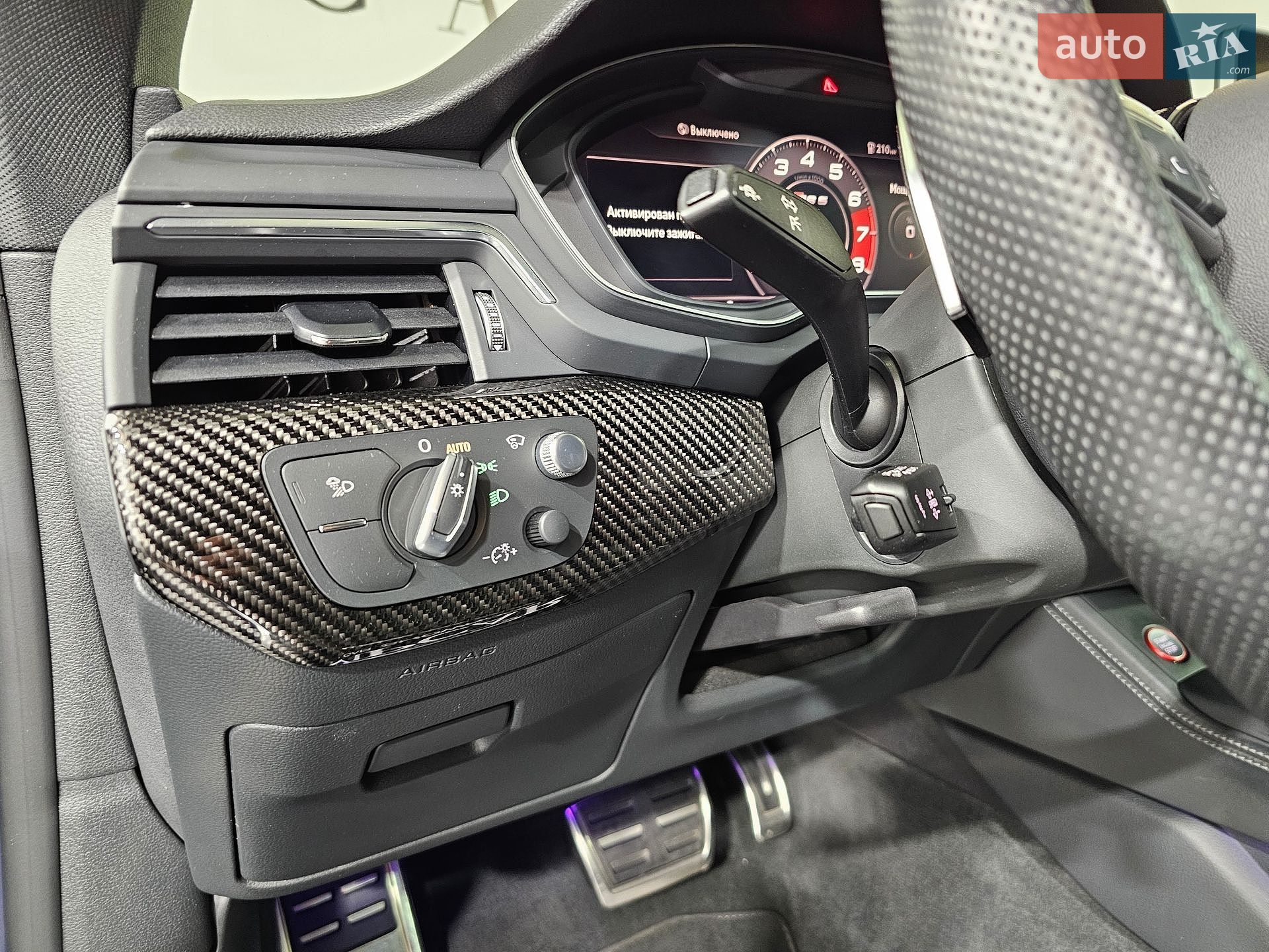 AUDI AUDI RS5 2019 VIN WUAPWAF51KA907541 фото оголошення 25 з 47