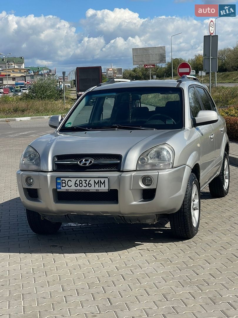 Hyundai Tucson 2008 VIN KMHJN81BP8U845631 фото оголошення 4 з 22