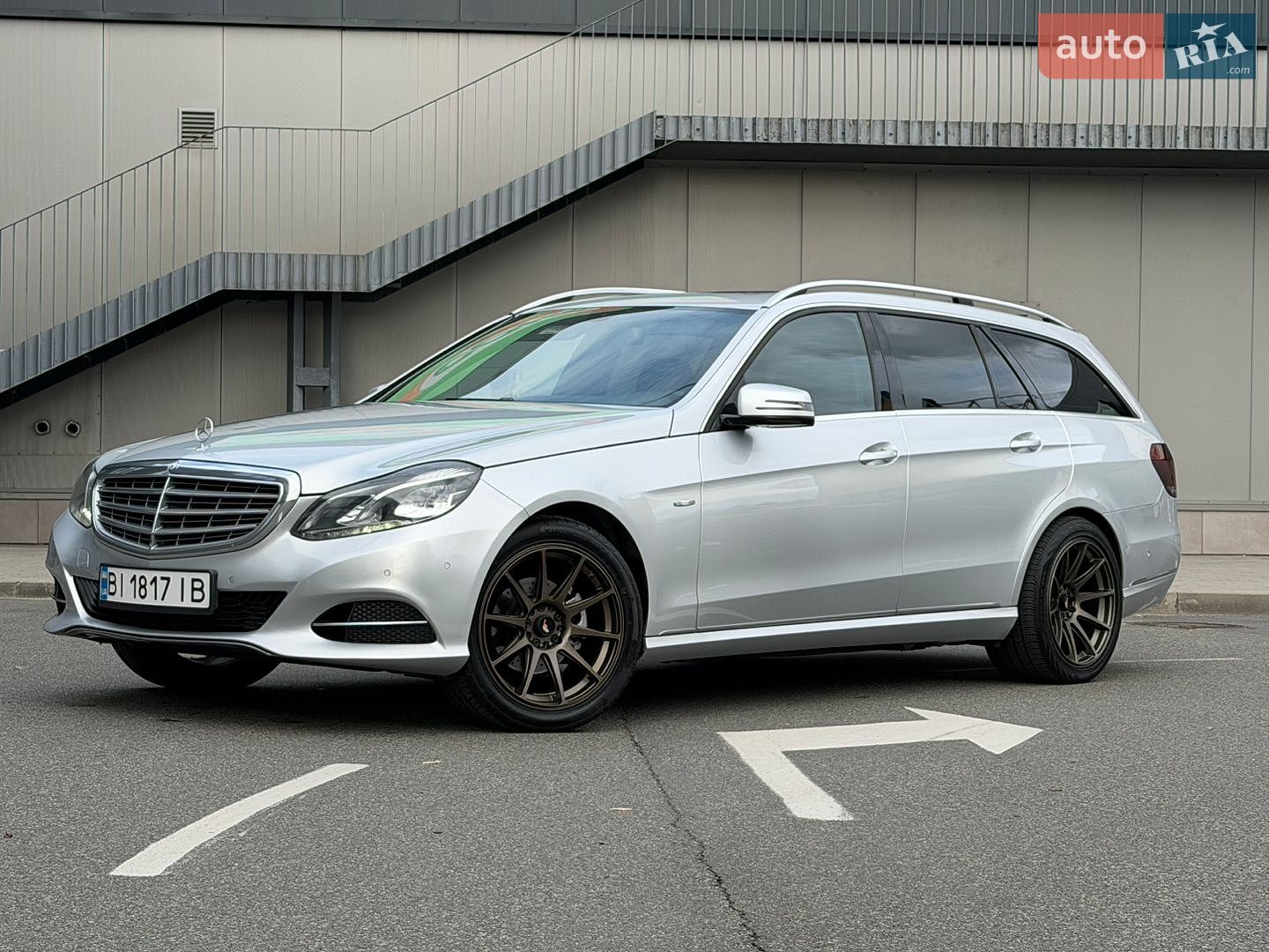Mercedes-Benz E-Class 2015 VIN WDD2122011B140075 фото оголошення 4 з 46