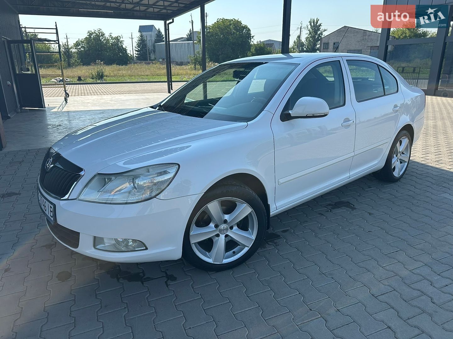 Skoda Octavia 2009 VIN TMBCA61Z298010618 фото оголошення 4 з 16